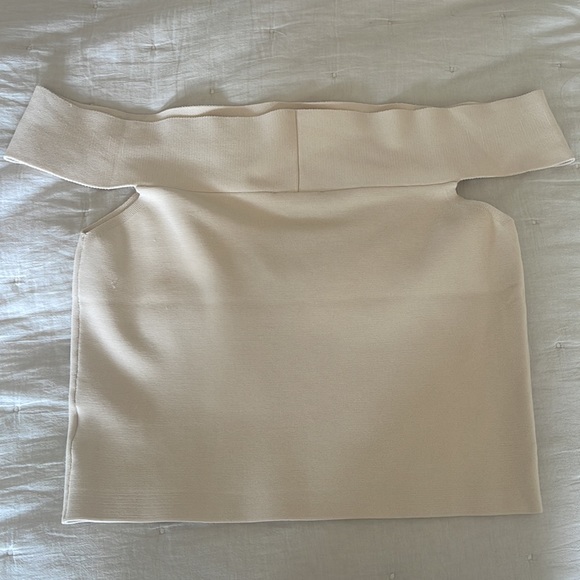 Express Body Contour Off The Shoulder Top | NWT | XL - Picture 10 of 11